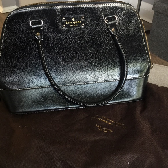 kate spade Handbags - Kate Spade satchel purse - black